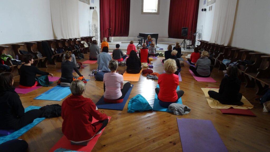 Coach de vie, coach entrepreneur & professeur de yoga