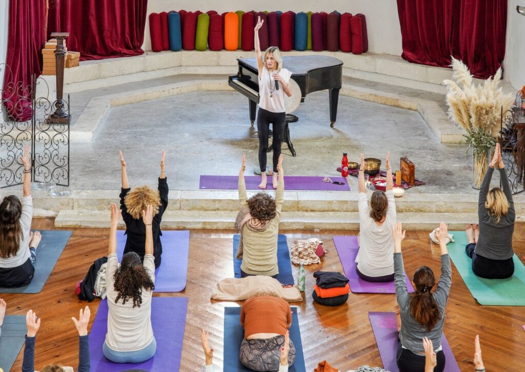 Coach de vie, coach entrepreneur & professeur de yoga