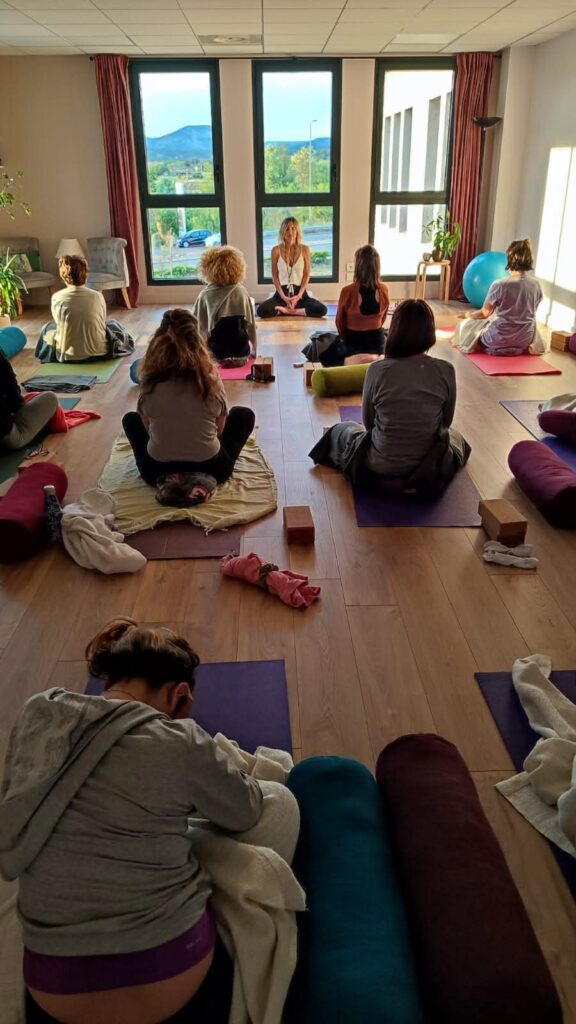 Coach de vie, coach entrepreneur & professeur de yoga